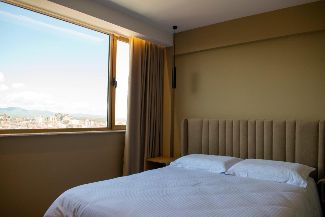 Bocca Hotel Korce Exteriér fotografie