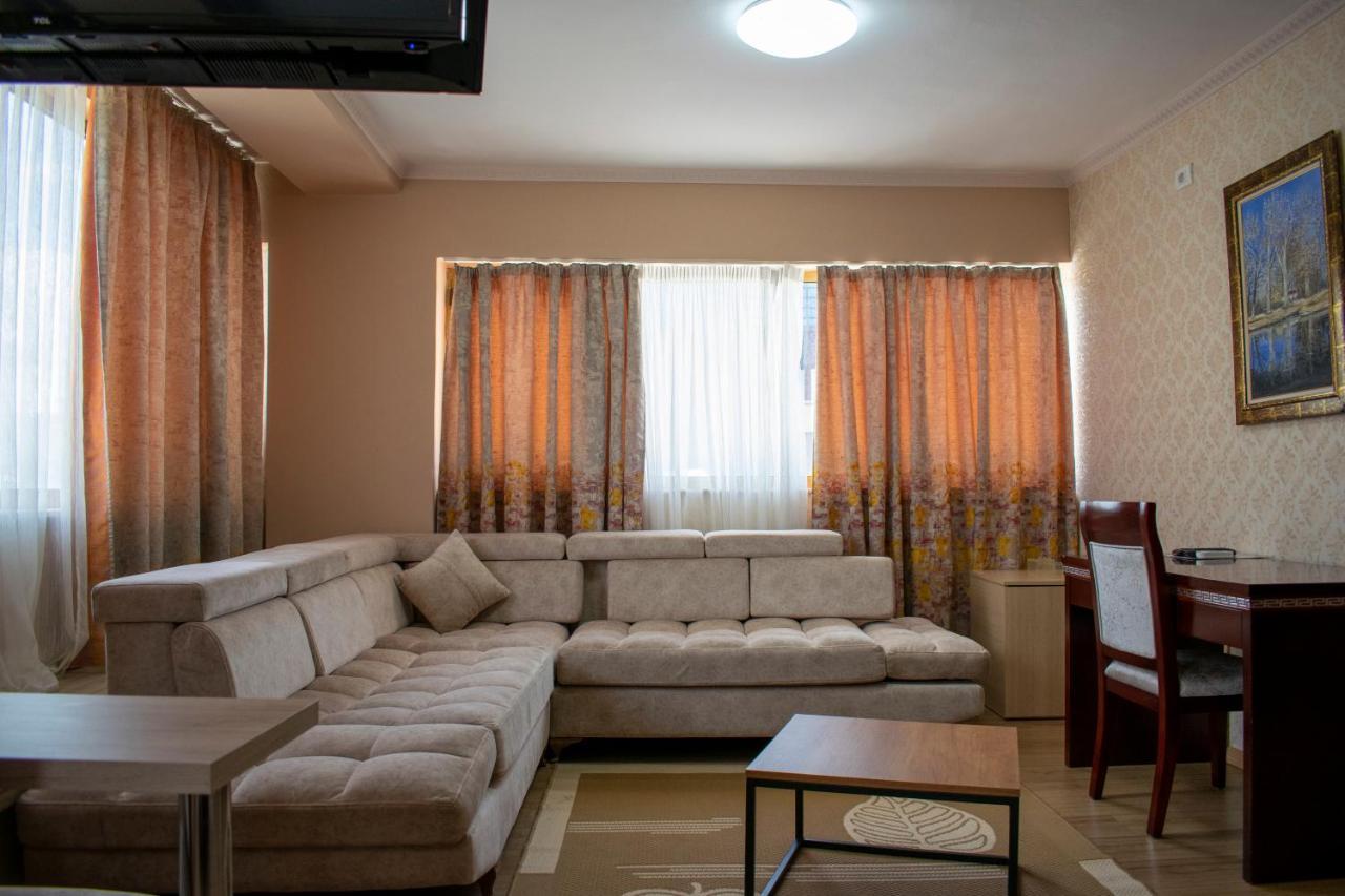 Bocca Hotel Korce Exteriér fotografie